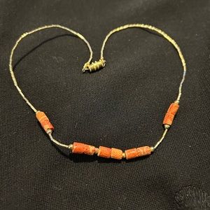 VTG Silver tone metal and coral clay bead barrel clasp choker. Unbranded.